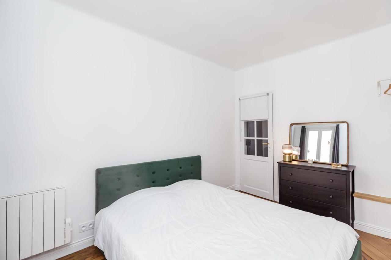 Nice 32 M Renovated And With Comfort In Paris Appartamento Esterno foto